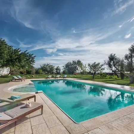Guerreiros Vermelhos Villa Sleeps 19 With Pool Air Con And Wifi *
