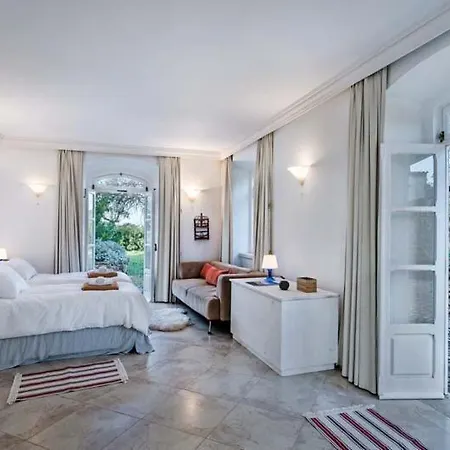 Guerreiros Vermelhos Villa Sleeps 19 With Pool Air Con And Wifi Villa *