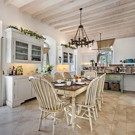 Guerreiros Vermelhos Villa Sleeps 19 With Pool Air Con And Wifi Villa