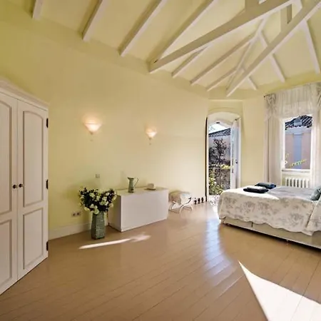 Guerreiros Vermelhos Villa Sleeps 19 With Pool Air Con And Wifi * Guerreiros Vermelhos
