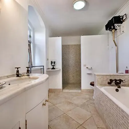 Guerreiros Vermelhos Villa Sleeps 19 With Pool Air Con And Wifi *